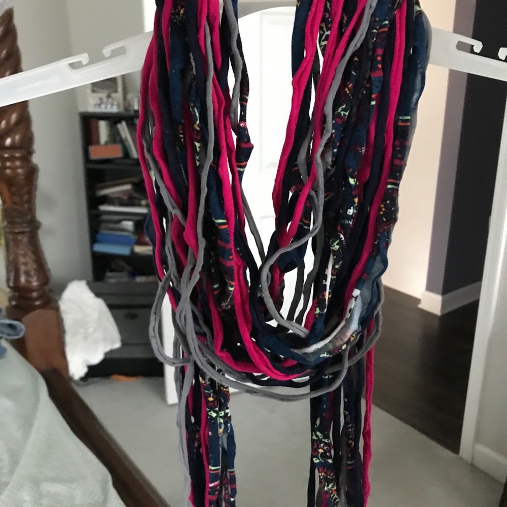 Boho scarf - Picture 3 of 3